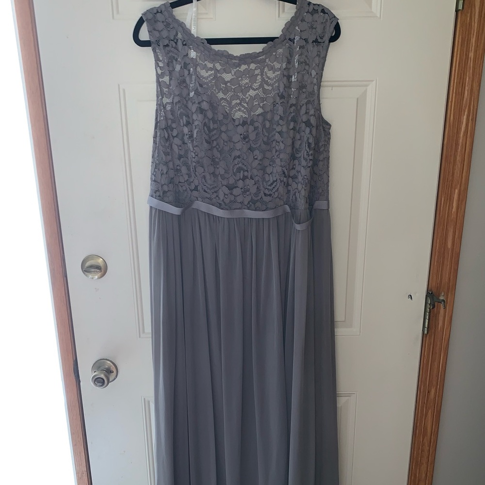 David’s Bridal Dress in color Pewter Grey